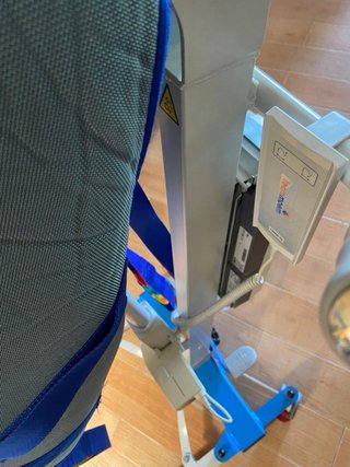 Grua para movilidad reducida