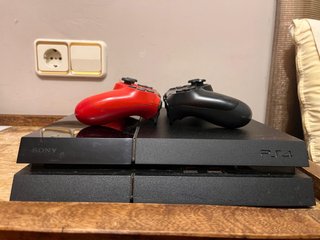Console PS4 Slim da 500GB+ 2 controller DualShock 4