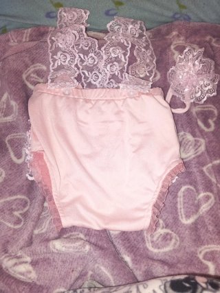 Conjunto bebé encaje rosa con diadema