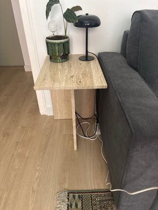 Mesa auxiliar de mármol