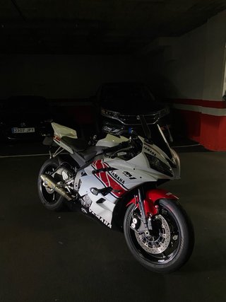Yamaha R6R 2008