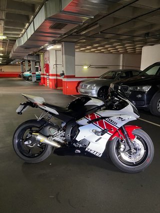 Yamaha R6R 2008