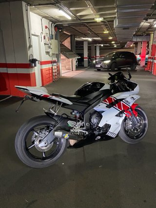 Yamaha R6R 2008