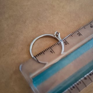 Anillo Oro Blanco con Diamante