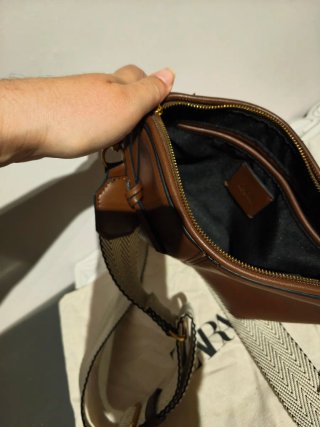 Bolso bandolera Zara marrón