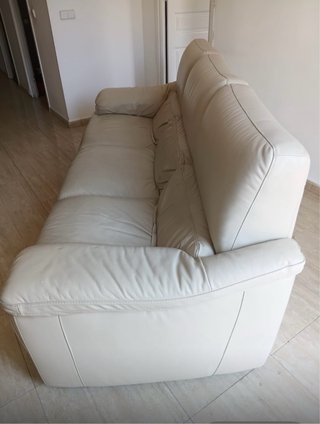 Sofá 3 plazas cuero beige