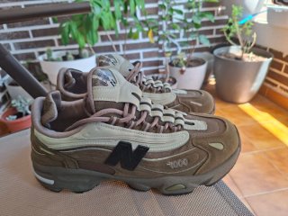 Zapatillas New Balance 1000 Beige/Marrón