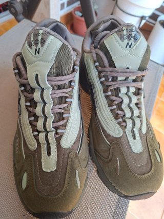 Zapatillas New Balance 1000 Beige/Marrón