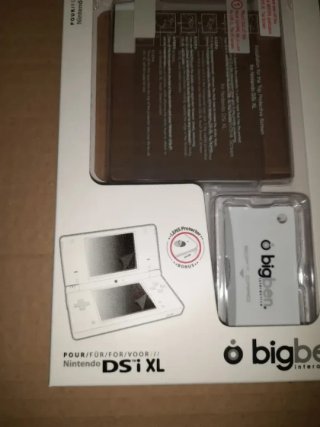 Nuovo lotto DSi XL. Custodia + 5 matite + protezioni