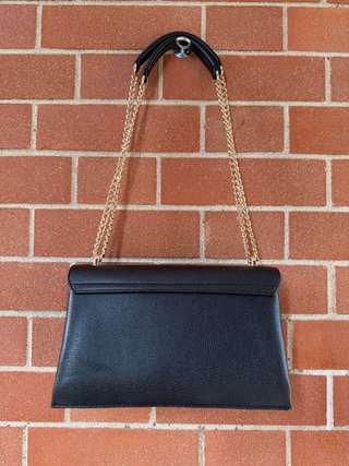 Borsa LOVE Moschino nera con cuori