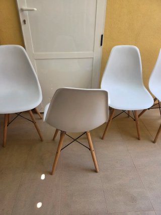 Sillas Nórdicas Blancas (Set de 4)