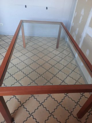 Mesa de comedor madera y cristal