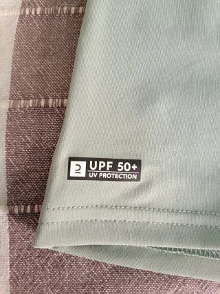 Dos camisetas protección solar OLAIAN 50+