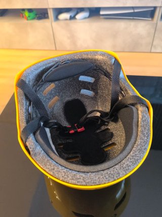 Casco Multideporte Amarillo CAMNA