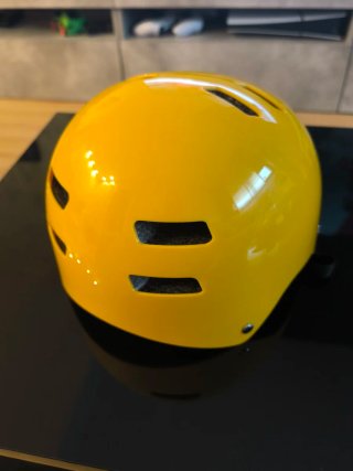 Casco Multideporte Amarillo CAMNA
