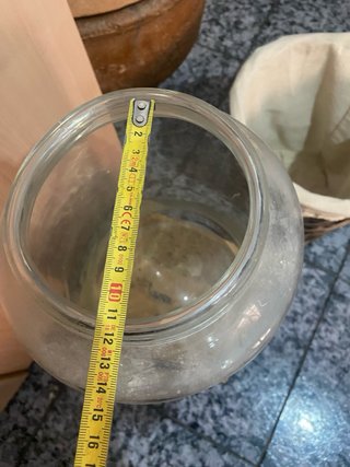 Tarro de cristal soplado antiguo