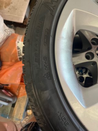 4 Llantas Dunlop con Neumáticos BMW