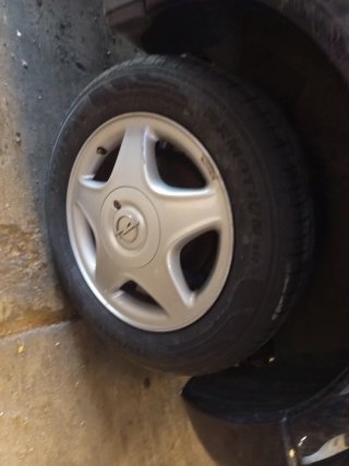 Juego 4 Llantas 195/60R15 Opel