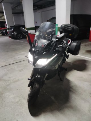 CFMoto 650 GT Negra