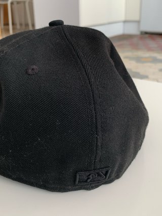 Gorra New Era 59FIFTY LA Negra Sin Estrenar