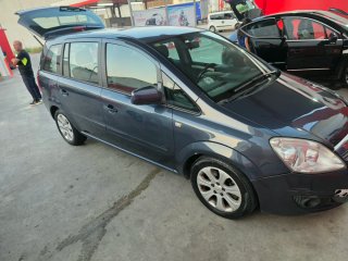 Opel Zafira 2010