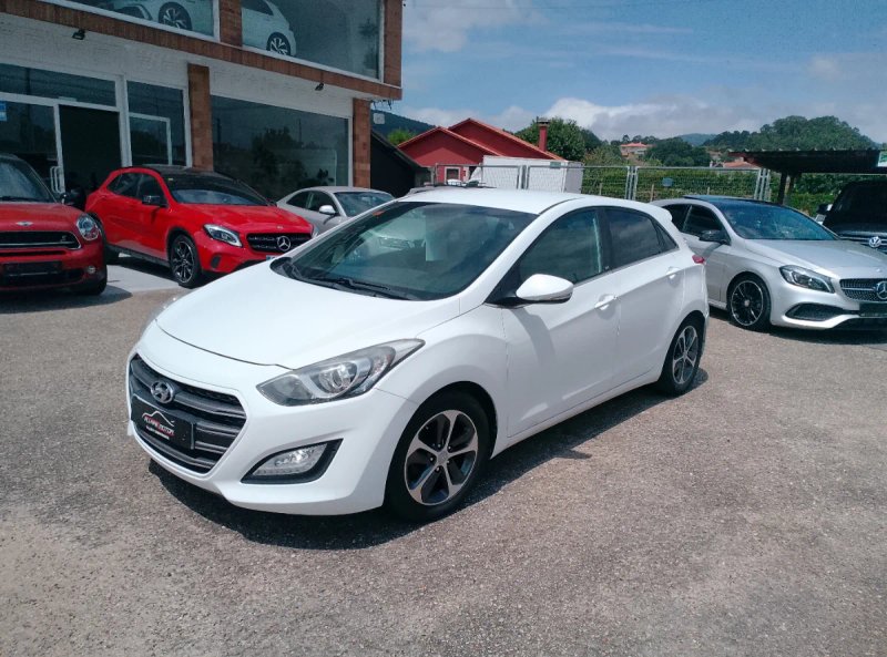 Hyundai i30 2017 - foto 1