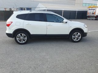 Nissan Qashqai+2 2011