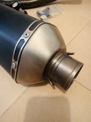 Escape Akrapovic Tmax