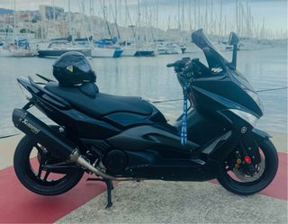 Escape Akrapovic Tmax