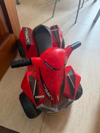 Moto Quad Feber Racy Roja Eléctrica Bebé