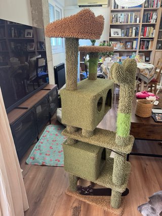 Árbol rascador para gatos