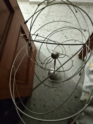 Lámpara de techo moderna de metal