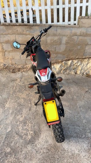 Moto Rieju 49cc Enduro Negra/Roja/Blanca