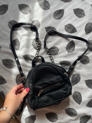 Bolso mochila pull and bear