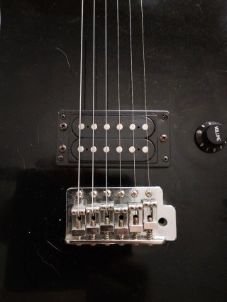 Guitarra Eléctrica Luxe LG-02 Negra