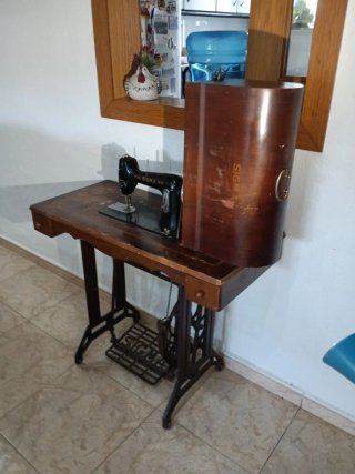 Máquina de coser antigua Sigma