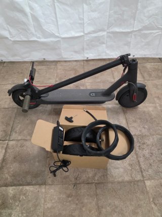 Patinete Eléctrico Xiaomi M365