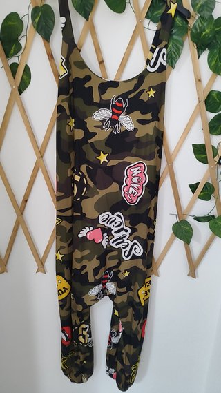 Mono estampado camuflaje talla XXXL