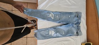 Pantalones vaqueros rotos