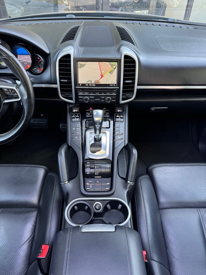 Porsche Cayenne 2016, foto 14