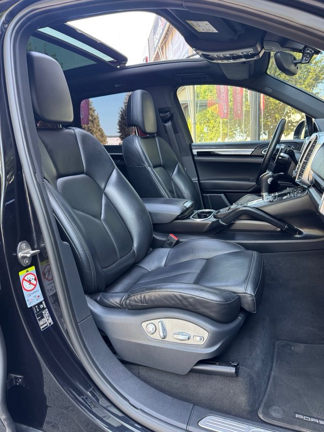 Porsche Cayenne platinum 2016