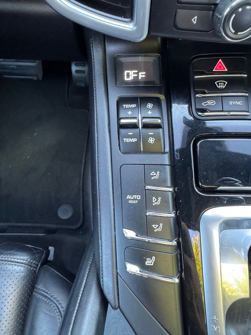 Porsche Cayenne 2016, foto 18