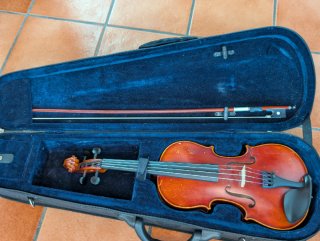 Violín Corina Duetto 3/4 + arco + estuche. Usado