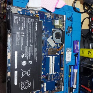 Portatile Toshiba Satellite Z30-A parti/riparazione