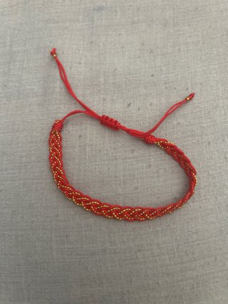 5 Pulseras Rojas Nuevas y 5 Usadas
