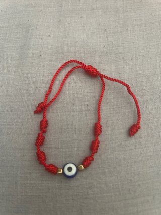 5 Pulseras Rojas Nuevas y 5 Usadas