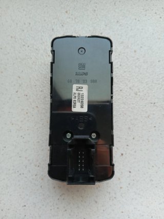 BOTONERA PUERTA OPEL VECTRA C ELEVALUNAS CIERRE