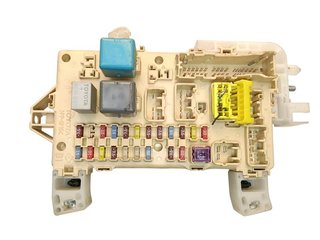 CAJA RELES / FUSIBLES TOYOTA COROLLA VERSO (R1) 2