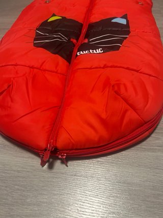 Saco invierno universal  TUCTUC color rojo