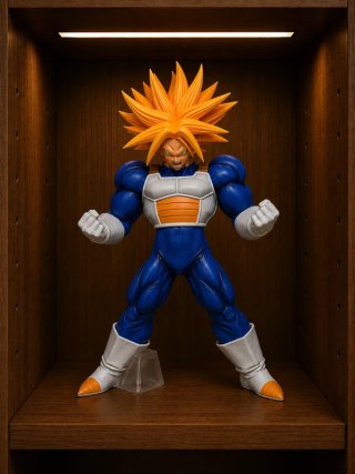 Figura Super Trunks Dragon Ball